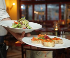 Top 10 Ways to Run a Thriving Restaurant Business