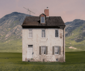 The Secret Appeal of “Ugly” Houses – And How to Profit from Them
