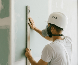 5 Dangers Of A Dusty Workplace