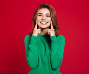 Top 10 Creative Ways to Achieve a Brighter Smile Naturally and Effectively