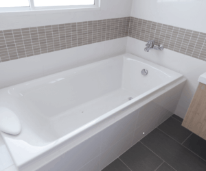How to Clean and Maintain Your Bathtub for Longevity