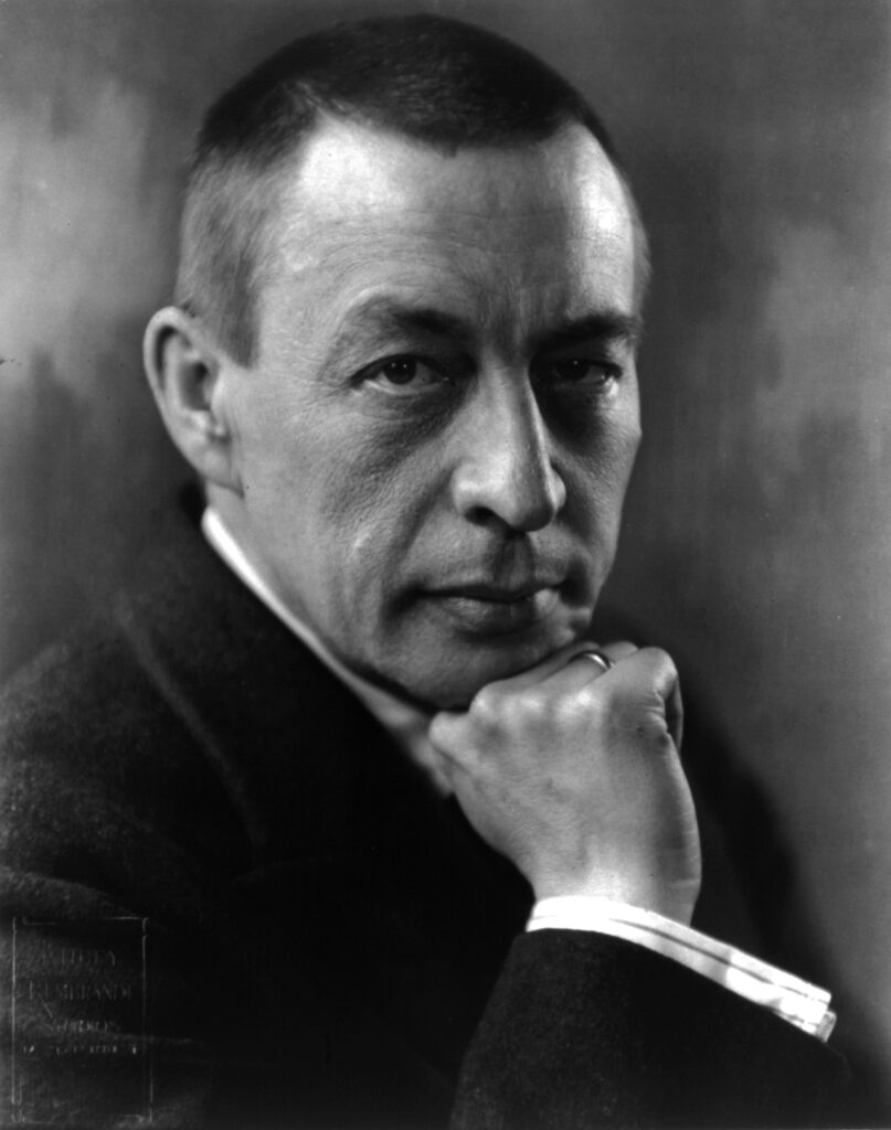 Sergei-Rachmaninoff--807x1024
