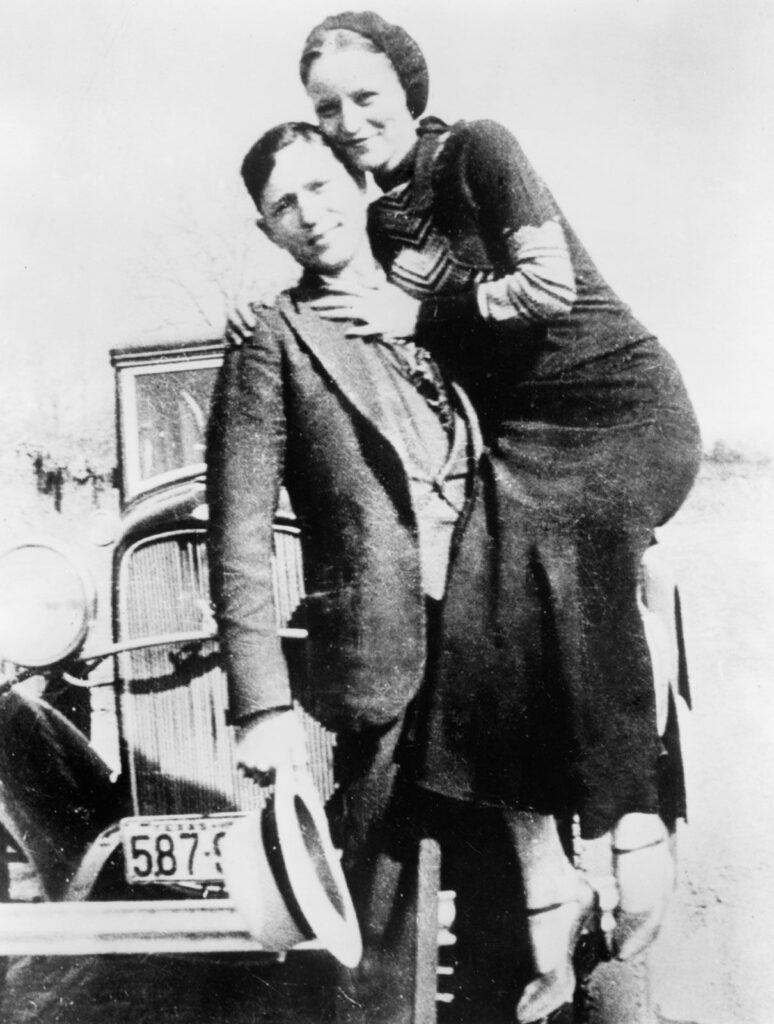 Bonnie-and-Clyde-774x1024 Bonnie-and-Clyde-774x1024