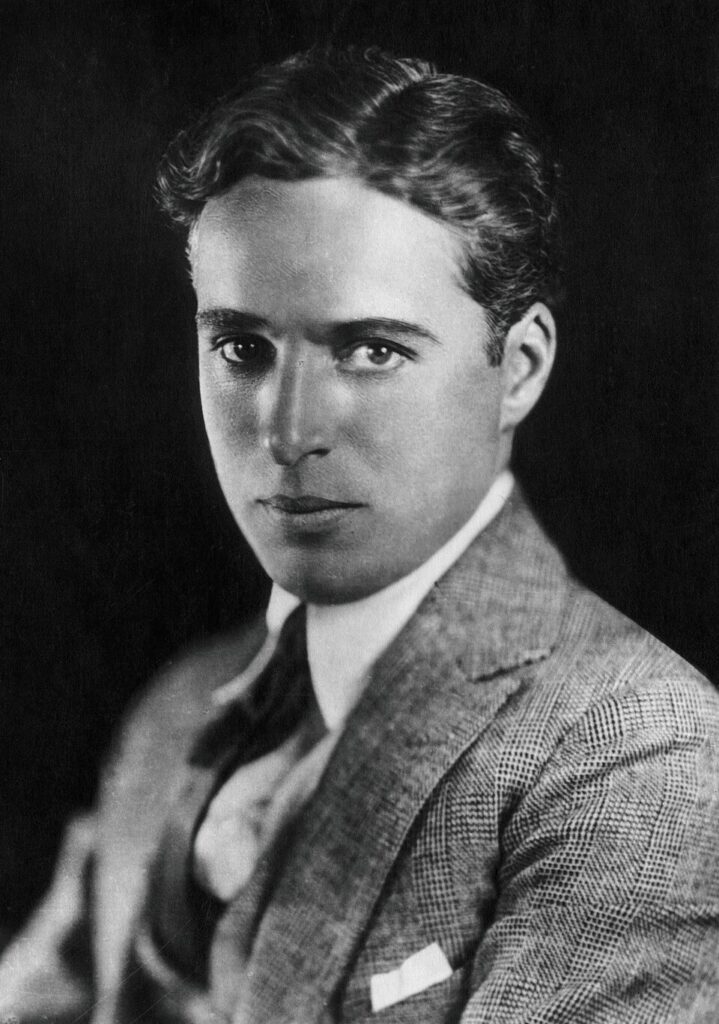 Charlie-Chaplin-719x1024 Charlie-Chaplin-719x1024