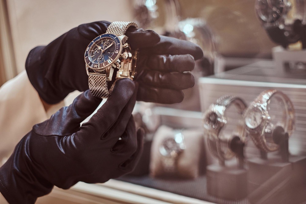 Choose-a-Luxury-Dive-Watch Choose-a-Luxury-Dive-Watch